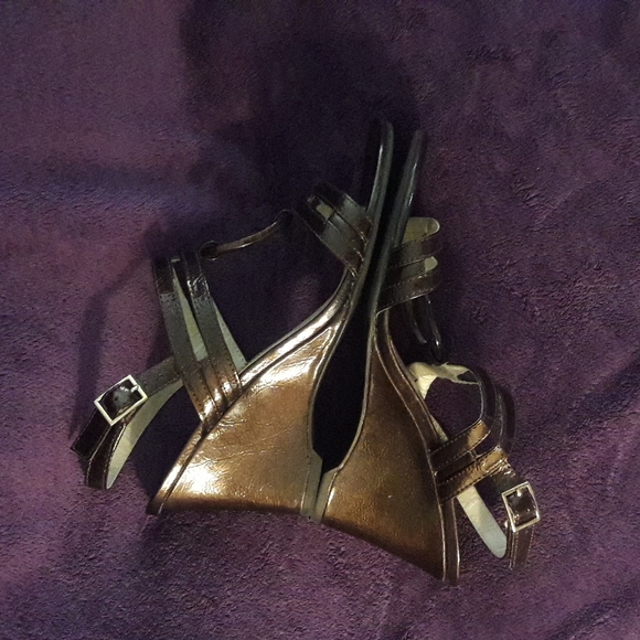 SUPER SALE NWOT Life Stride sandals platform brown 7W - Picture 3 of 7